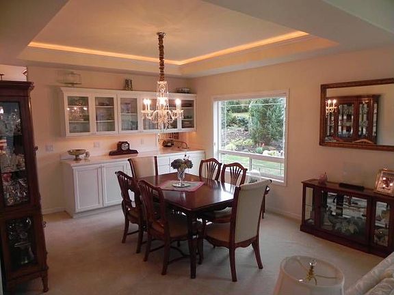 formal dinning room