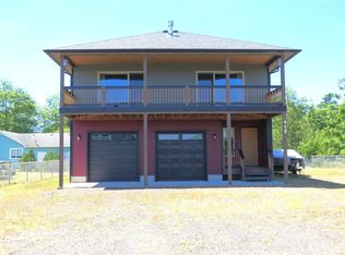 415 Olympic View Ave NE, Ocean Shores, WA 98569