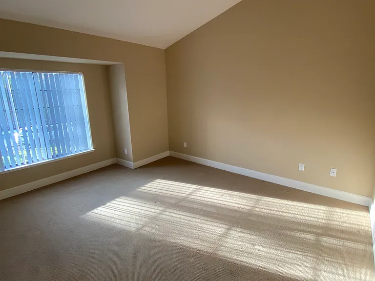 380 Eastridge Dr — Photo 6