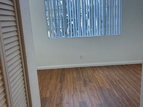 5th image of 1460 N Mansfield Ave APT 114
