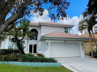 11685 Berry Dr, Cooper City, FL 33026