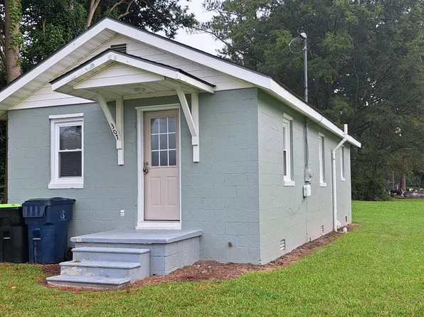 307 E Norwayne Alumni Way, Fremont, NC 27830