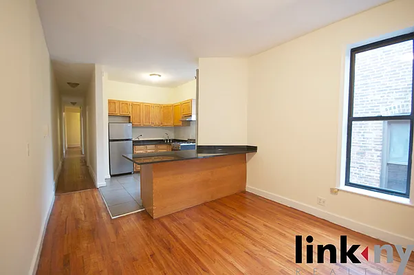 Rented by Link NY Realty | media 20