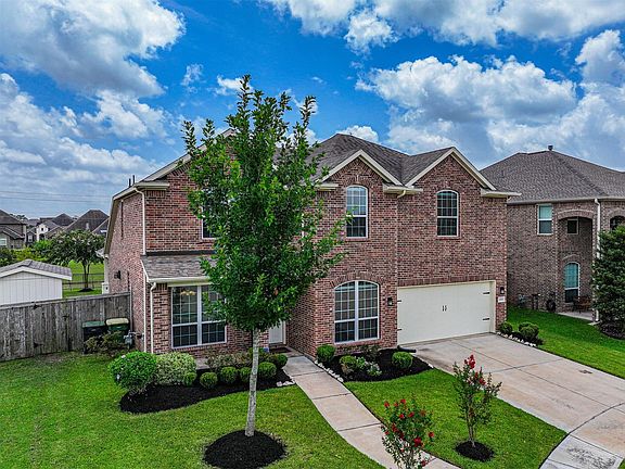 2nd image of 2303 Rosehill Garden Trl