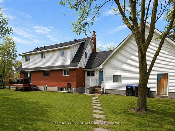 3rd image of 2314 Crystal Beach Rd