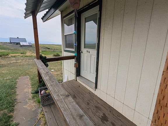 4th image of 266 Trenary Rd