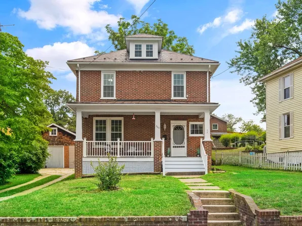 224 Florence Ave, Waynesboro, VA 22980