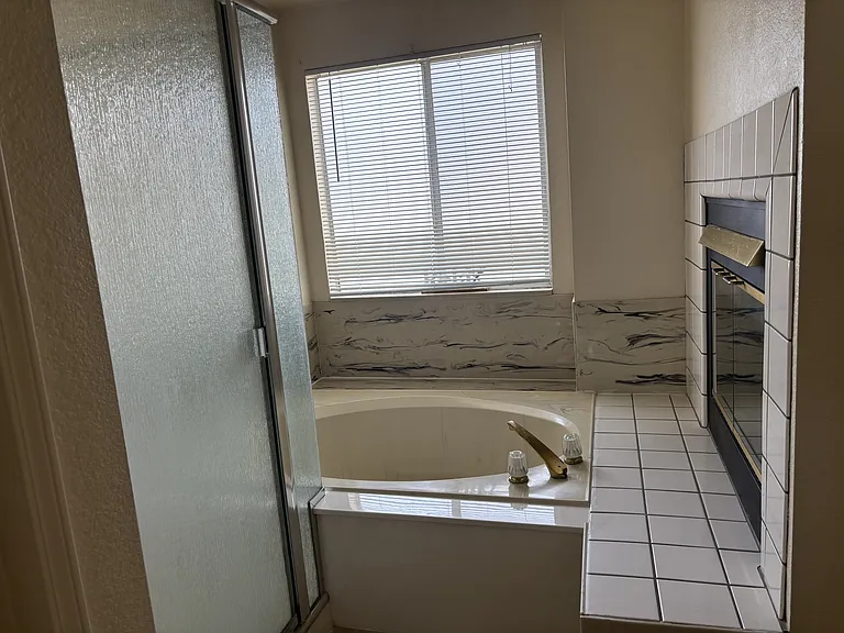 2317 Quail Meadow Dr — Photo 14
