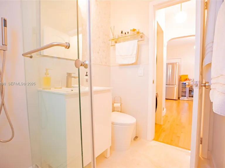 1559 Meridian Ave #208 — Photo 11