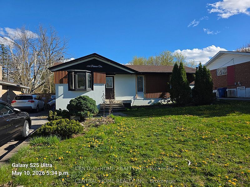 1st image of 206 Parkview Cres