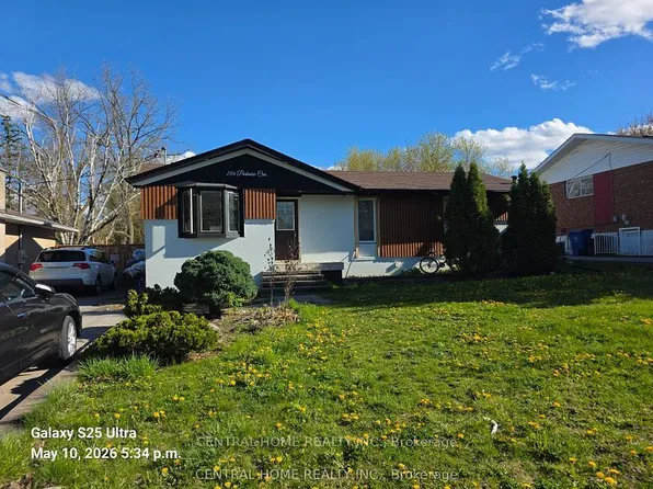 206 Parkview Cres, Newmarket, ON L3Y 2C8