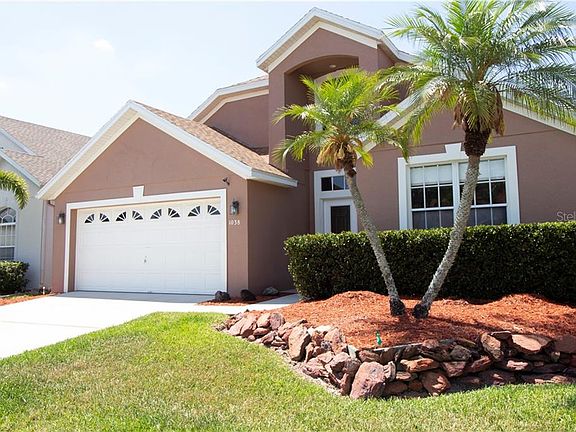 4th image of 1038 Royal Saint George Dr