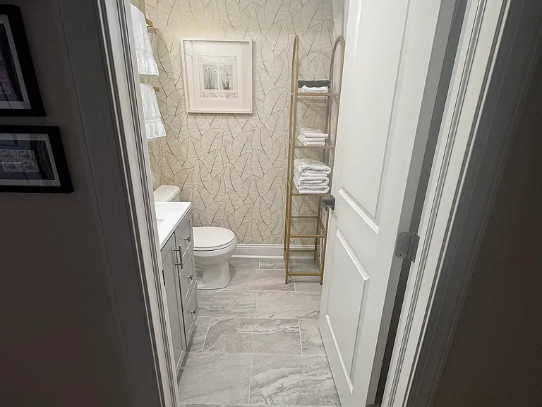 2232 Latona St — Photo 31