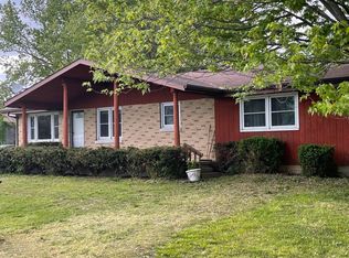 303 E Missouri Ave, Chamois, MO 65024