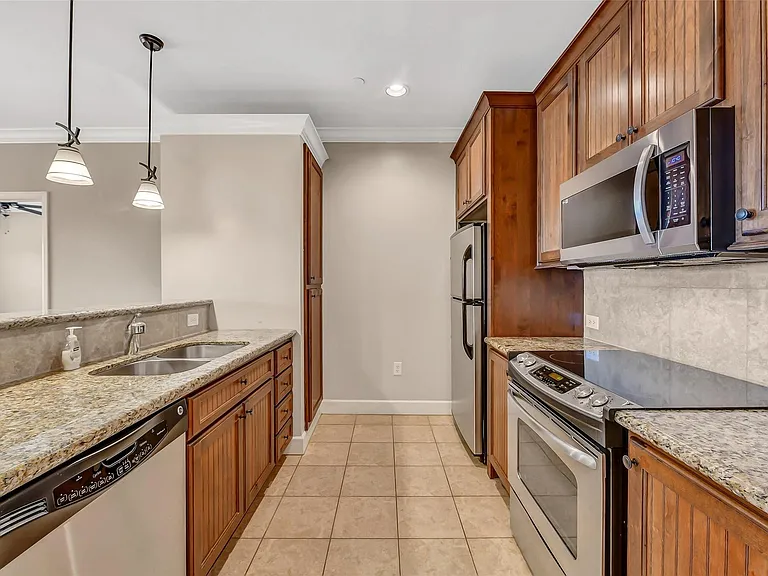 2203 Dorrington St #309 — Photo 11