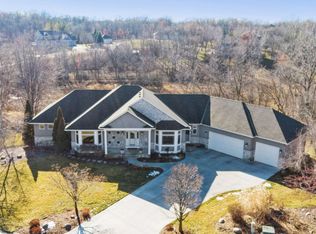 11569 Alameda Ave, Inver Grove Heights, MN 55077