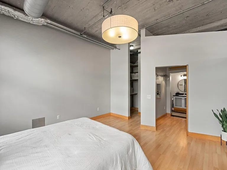 918 3rd St N #207 — Photo 11