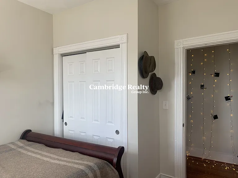 69 Newton St #2L — Photo 9