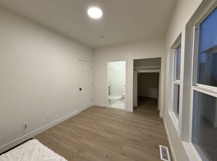 1089 D St #4, Hayward, CA 94541