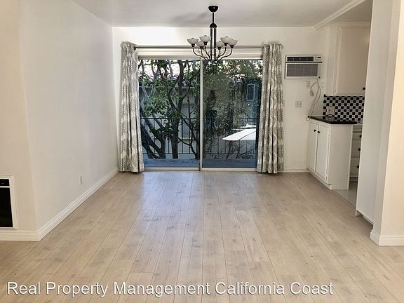 5th image of 1632 Camden Ave APT 204