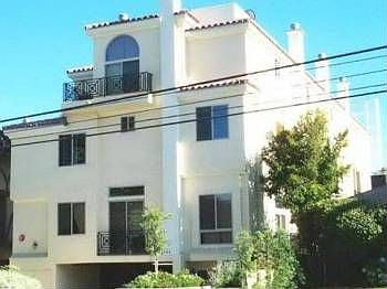 1st image of 11444 Moorpark St Unit 102