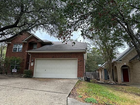 2nd image of 8851 Brae Crest Dr