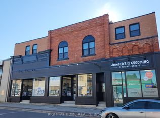9 Queen St W #205, Springwater, ON L0L 1P0