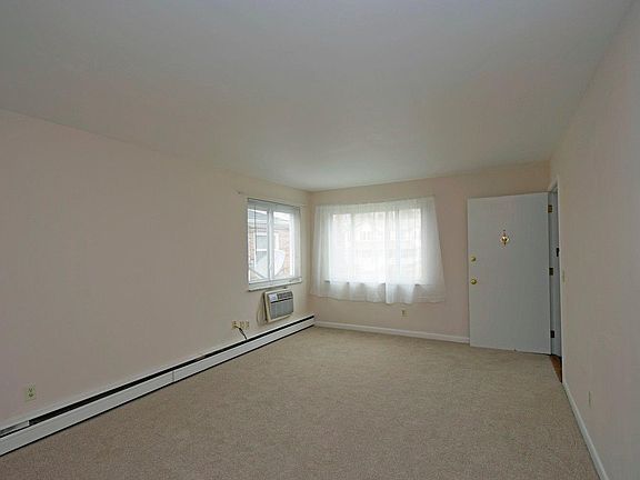 5th image of 508 Garfield Ave APT 1