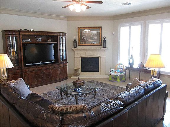 4th image of 24222 Carino Strada Dr