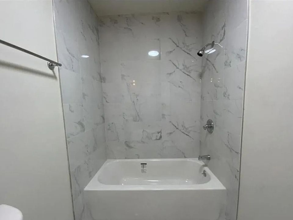 1st image of 5677 Hobart St APT 6