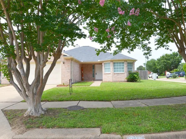 19330 Larissa Dr, Katy, TX 77449