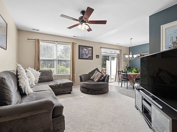 5th image of 497 Dancer Ln #6-3