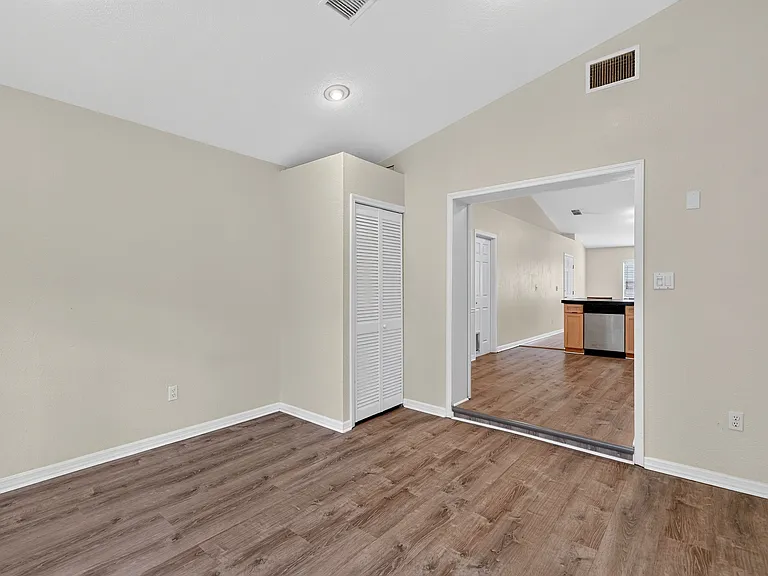 2908 Nordman Ave #2908 — Photo 8