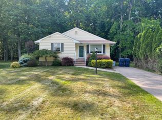 1195 Williamson Rd, North Brunswick, NJ 08902