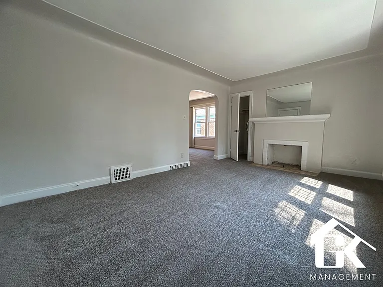 20445 Stratford Rd — Photo 2