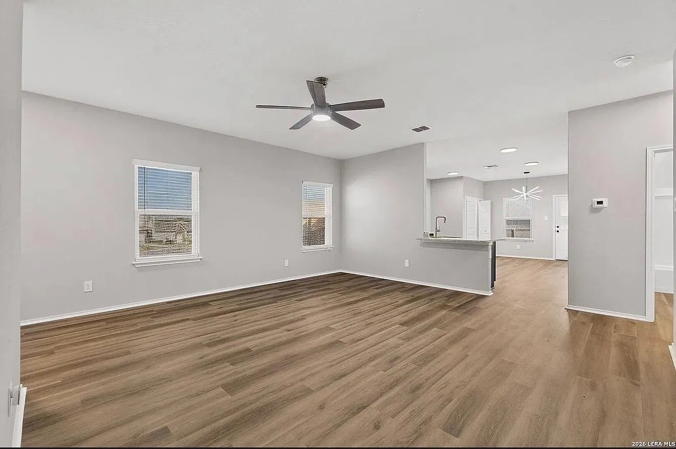 7428 Capstone Rdg — Photo 3