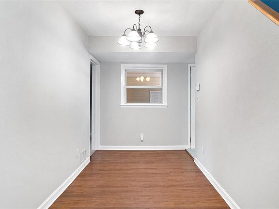 5th image of 2937 Fortune Dr