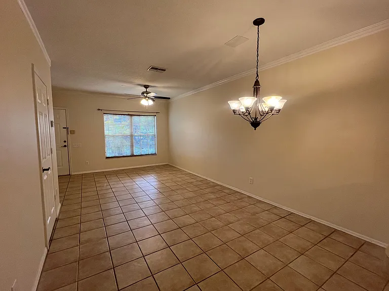 394 Countryside Key Blvd — Photo 4