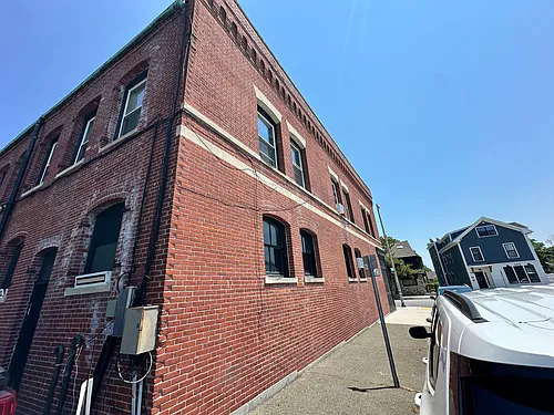 100 Cabot St #7 Photo 1