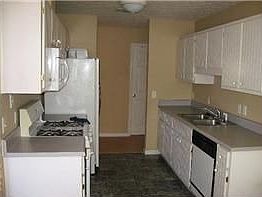 2nd image of 706 Royal Palm Rd