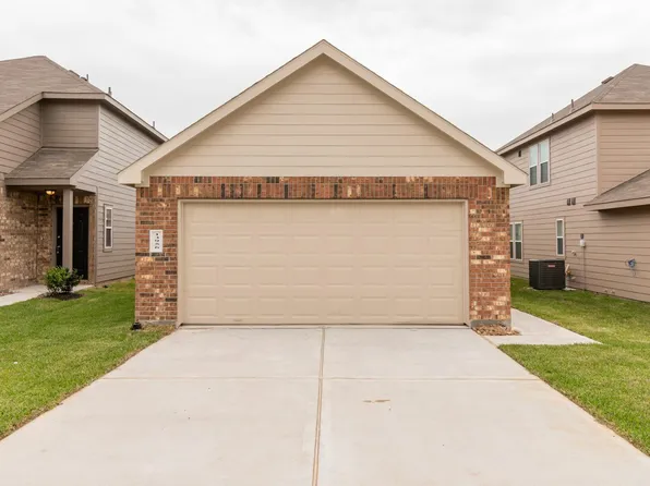 13956 Woodway Crossing Ln, Willis, TX 77378