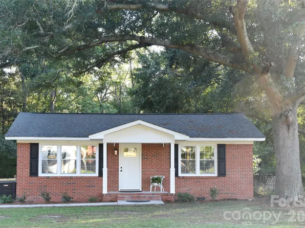 139 Robinhood Rd, Hartsville, SC 29550