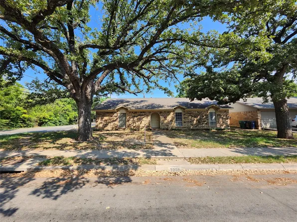 3209 Oriole Ln, Denton, TX 76209