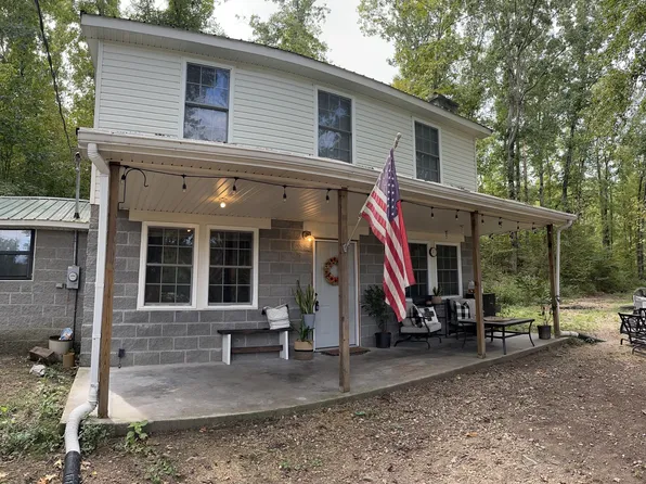 951 Hellsneck Ln, Waverly, TN 37185
