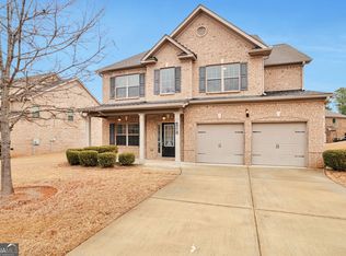 505 Sea Dunes Ct, Loganville, GA 30052