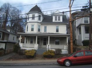 82 William St, Pittston, PA 18640