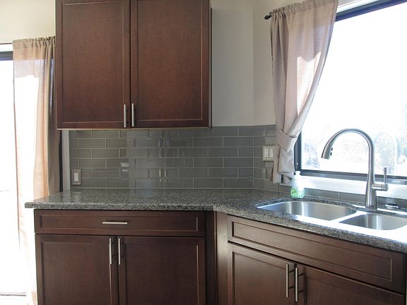 5th image of 16402 N Meadow Park Dr
