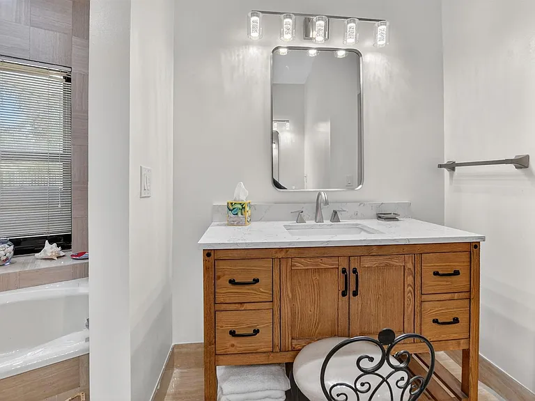 22519 Esplanada Cir W — Photo 33