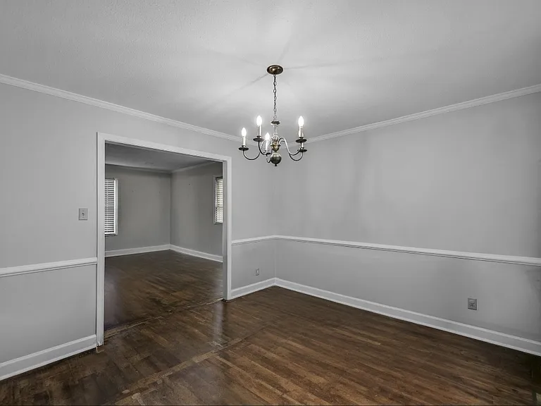 4760 Marlborough Dr — Photo 18