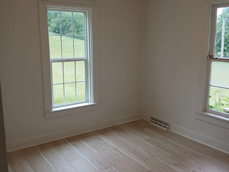 256 Barretts Dr — Photo 39
